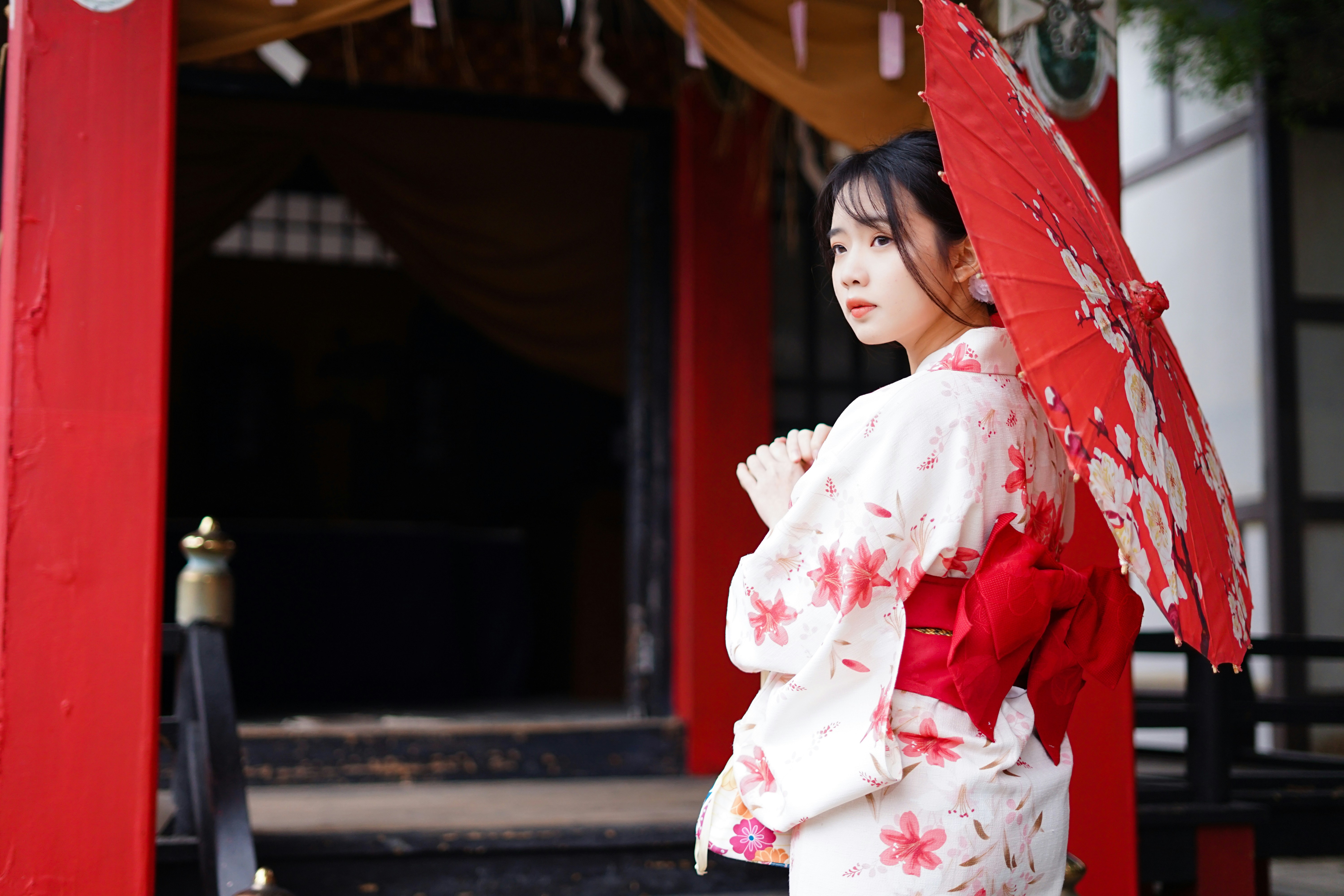 The History of Kimono: A Timeless Classic Garment